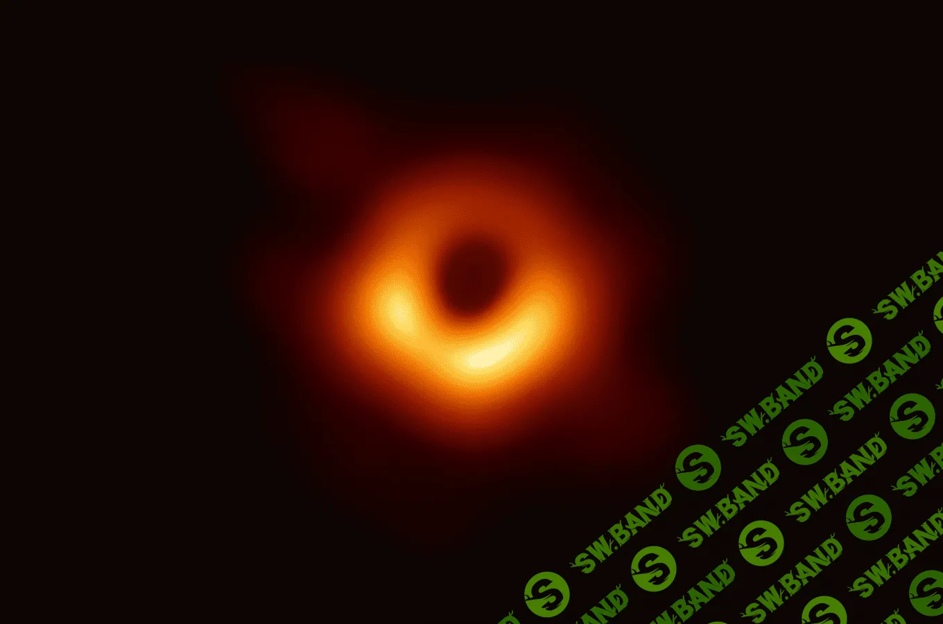 Ученые впервые показали реальное изображение черной дыры