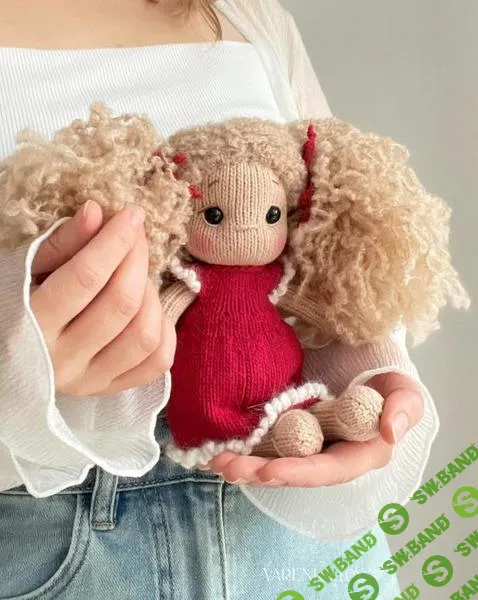 [Varenka.toys] Малышка Холли (2025)